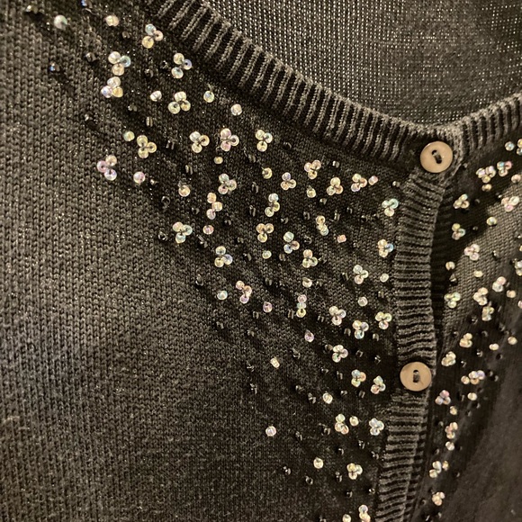 Beaded-front black cotton cardigan. - Picture 3 of 4